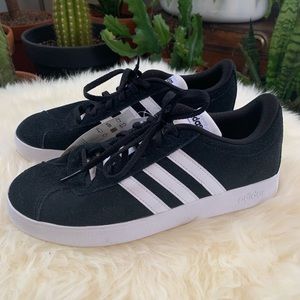 NWT adidas VL Court 2.0 tennis shoes